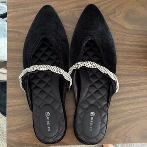 Birdies The Swan Black Velvet CZ flat